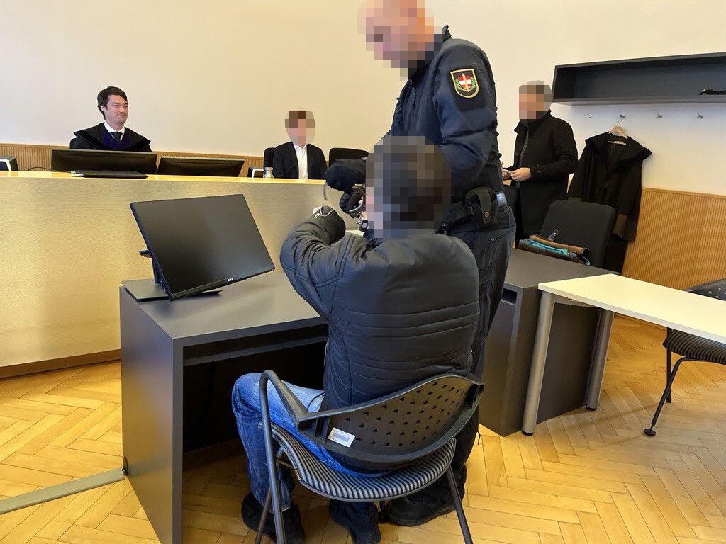 Der Angeklagte wurde zu einer Freiheitsstrafe verurteilt. VN/PLESCH