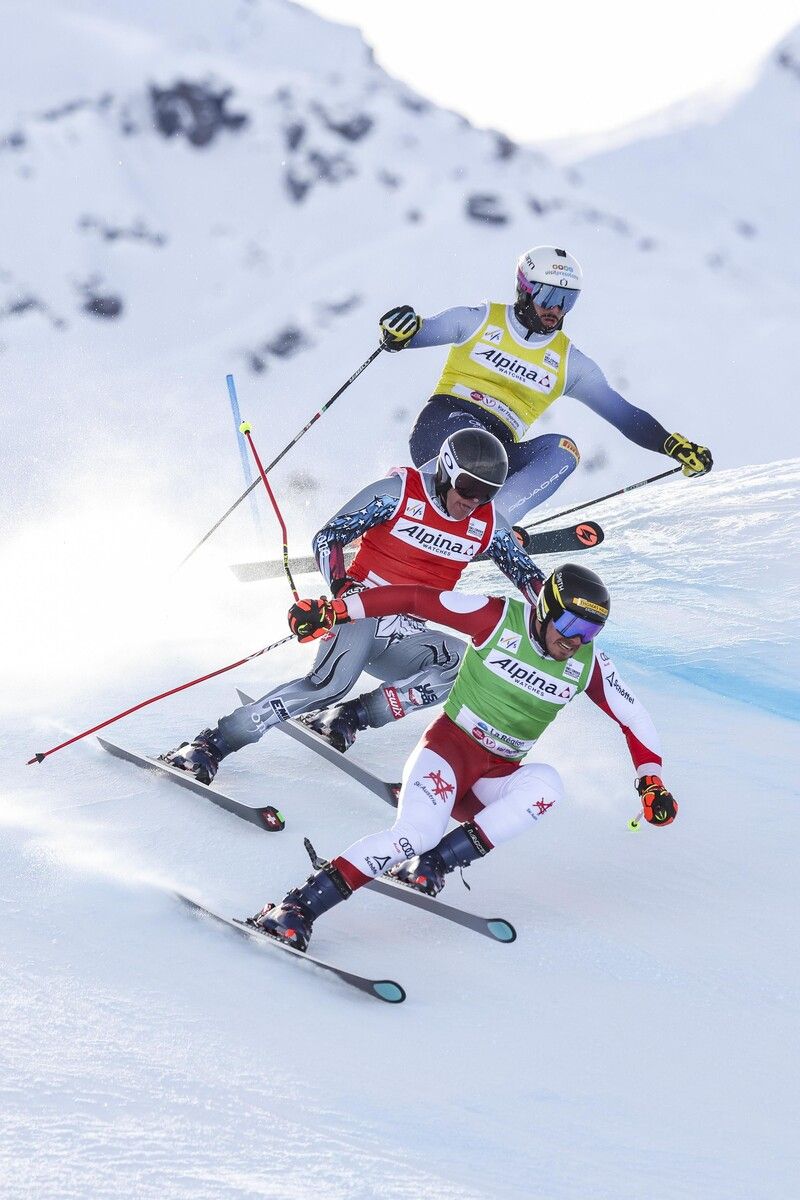 Der Dornbirner Mathias Graf (vorne) holte in Val Thorens die Ränge fünf und 19.GEPA