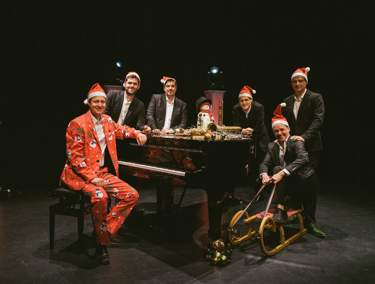 Die Bludenz Big Band Union sorgt schwungvolle Melodien zur Weihnacht. BBBU
