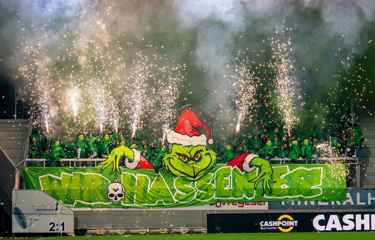Die Choreografie der „Nordtribüne“ in Altach.Gepa