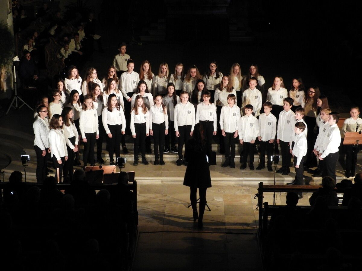 Die Musikmittelschule Bregenz Stadt lädt zum Adventkonzert.MS Bregenz Stadt