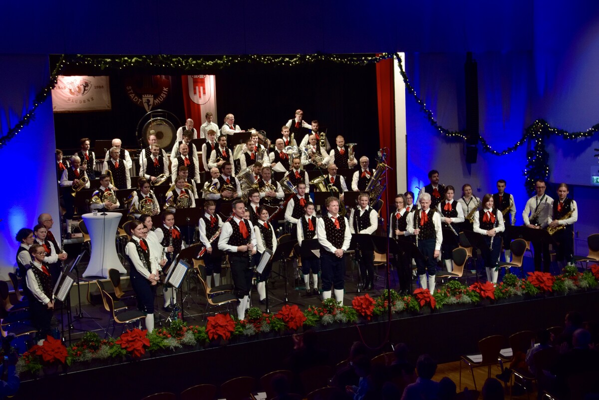Die Stadtmusik Bludenz bei ihrem Konzert.sco