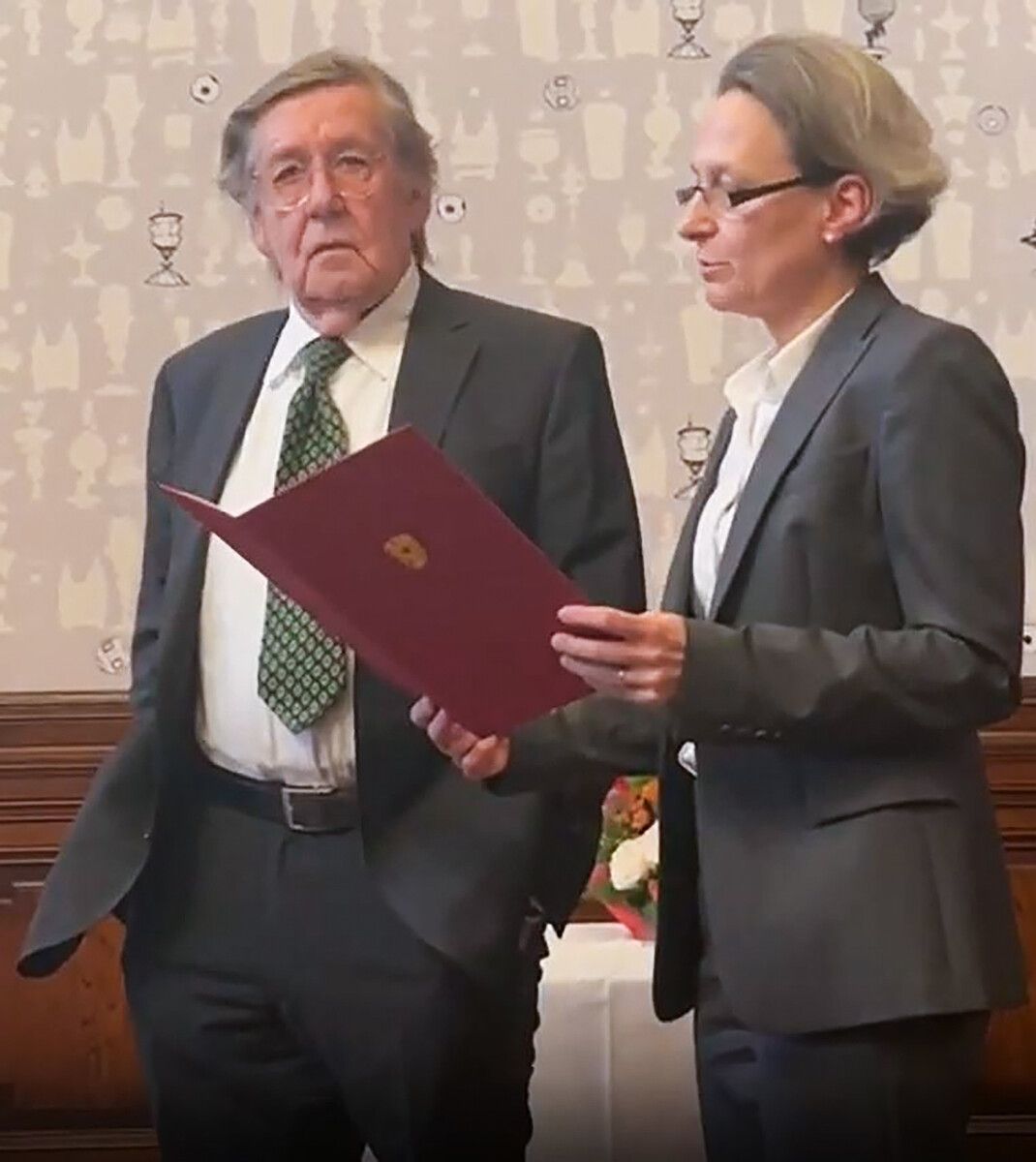 Die Verleihung fand im Rahmen eines Festaktes in Wien statt.