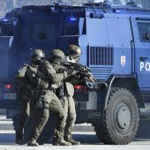 Kanzler bedankt sich für Anti-Terror-Einsätze
