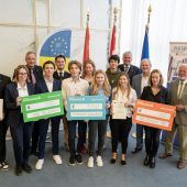 Stärkung des Europabewusstsein innerhalb und außerhalb der Schule