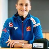 Skispringerin Eva Pinkelnig feiert ihr Comeback. »C1