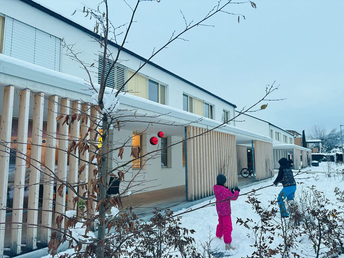 Für 18 Kinder sind zwei Familiäre Wohngruppen in Wolfurt zum neuen Zuhause geworden. Idente Angebote gibt es in Lochau und Bregenz. VOKI