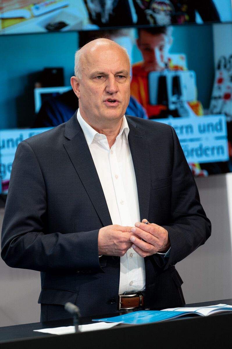 Geht mit dem heutigen Tag in Pension: Andreas Kappaurer. VN/Serra