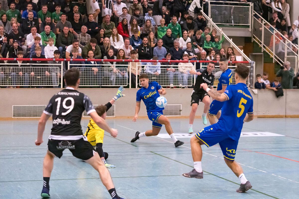 Hohenems und Alberschwende stehen erwartungsgemäß in der nächsten Masters-Runde. Auch der FC Doren überzeugte am ersten Tag des Hauptbewerbs.VN-Stiplovsek