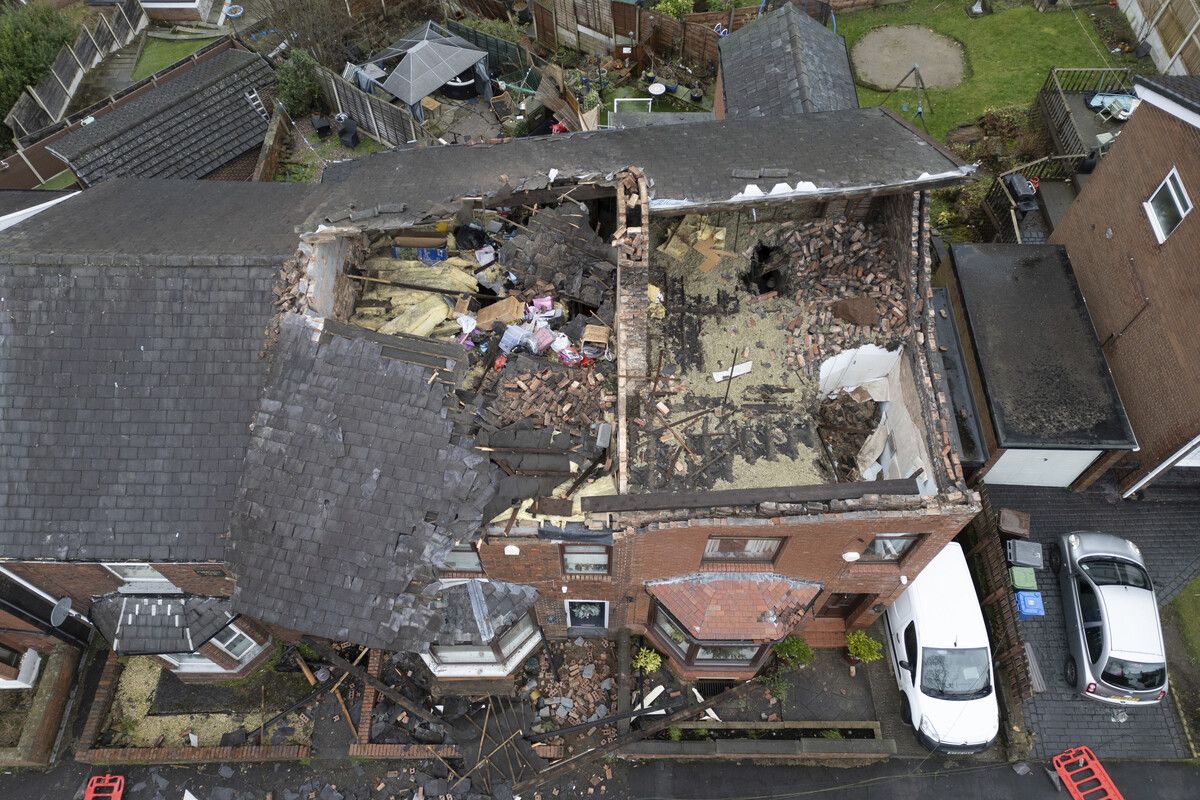 In Manchester verwüstete ein Tornado zahlreiche Häuser.  AP