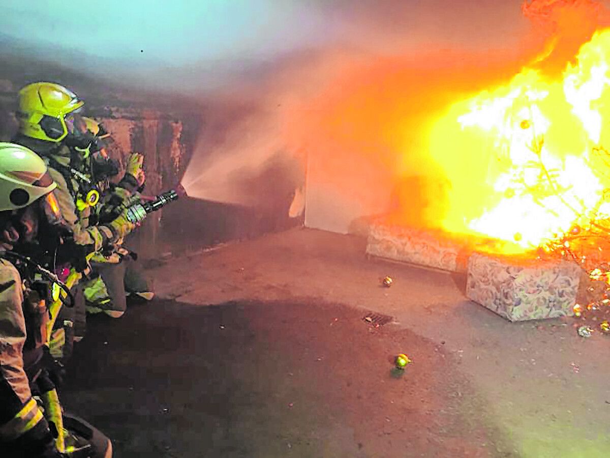 Jährlich kommt es durchschnittlich zu vier Feuerwehreinsätzen durch Brände. symbol/gs