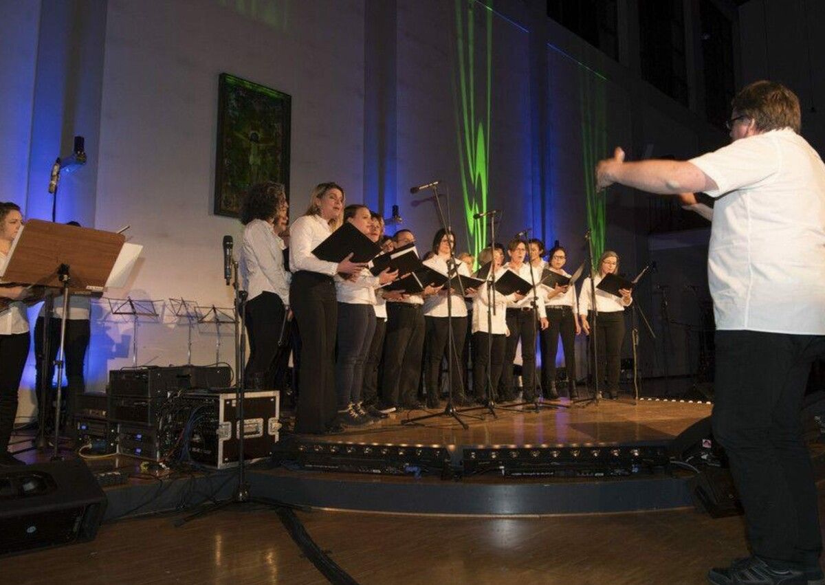 Kommenden Montag steigt in der Altacher Pfarrkirche der schon traditionelle Lichtblicke-Abend. MIMA