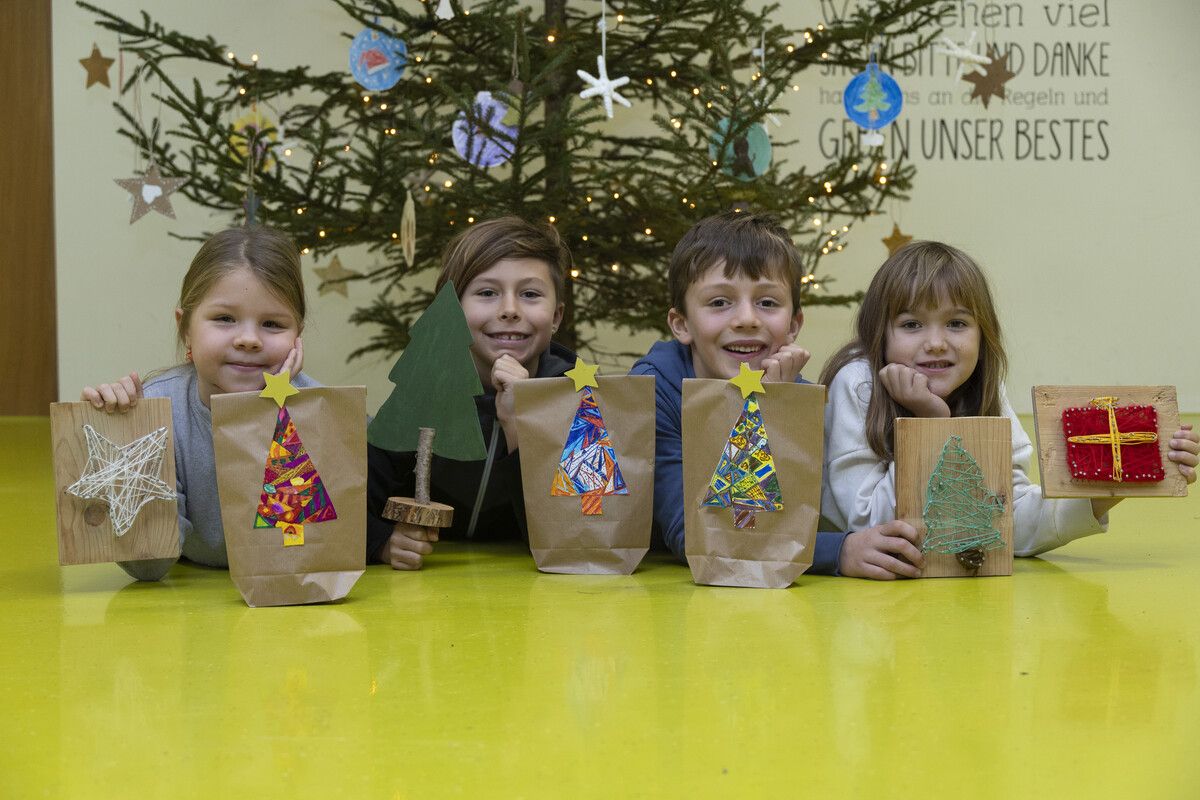 Mia, Bastian, Aurelius und Lea (v.l.) finden es klasse, dass es das Christkind gibt. VN/paulitsch