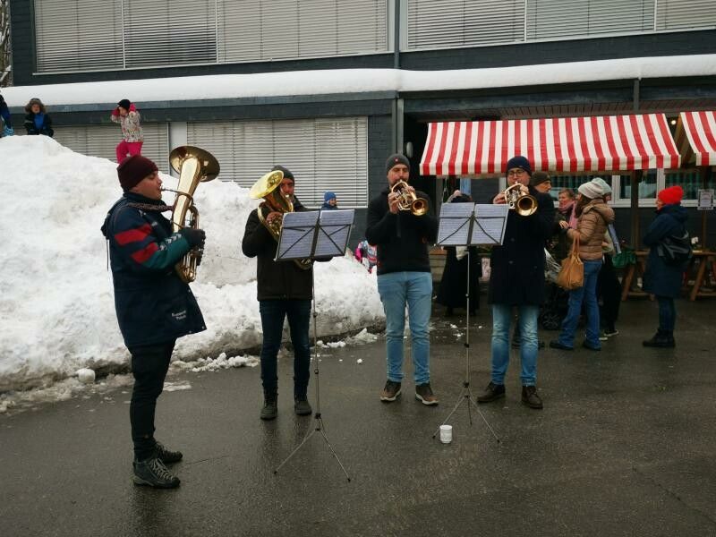 Mit dem Dalooser Adventmarkt wurde die besinnliche Zeit eingeläutet.privat
