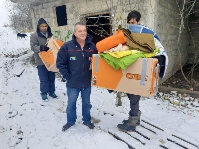 Petar Rosandic, Gründer von SOS Balkanroute, betont die Bedeutung der Spenden.