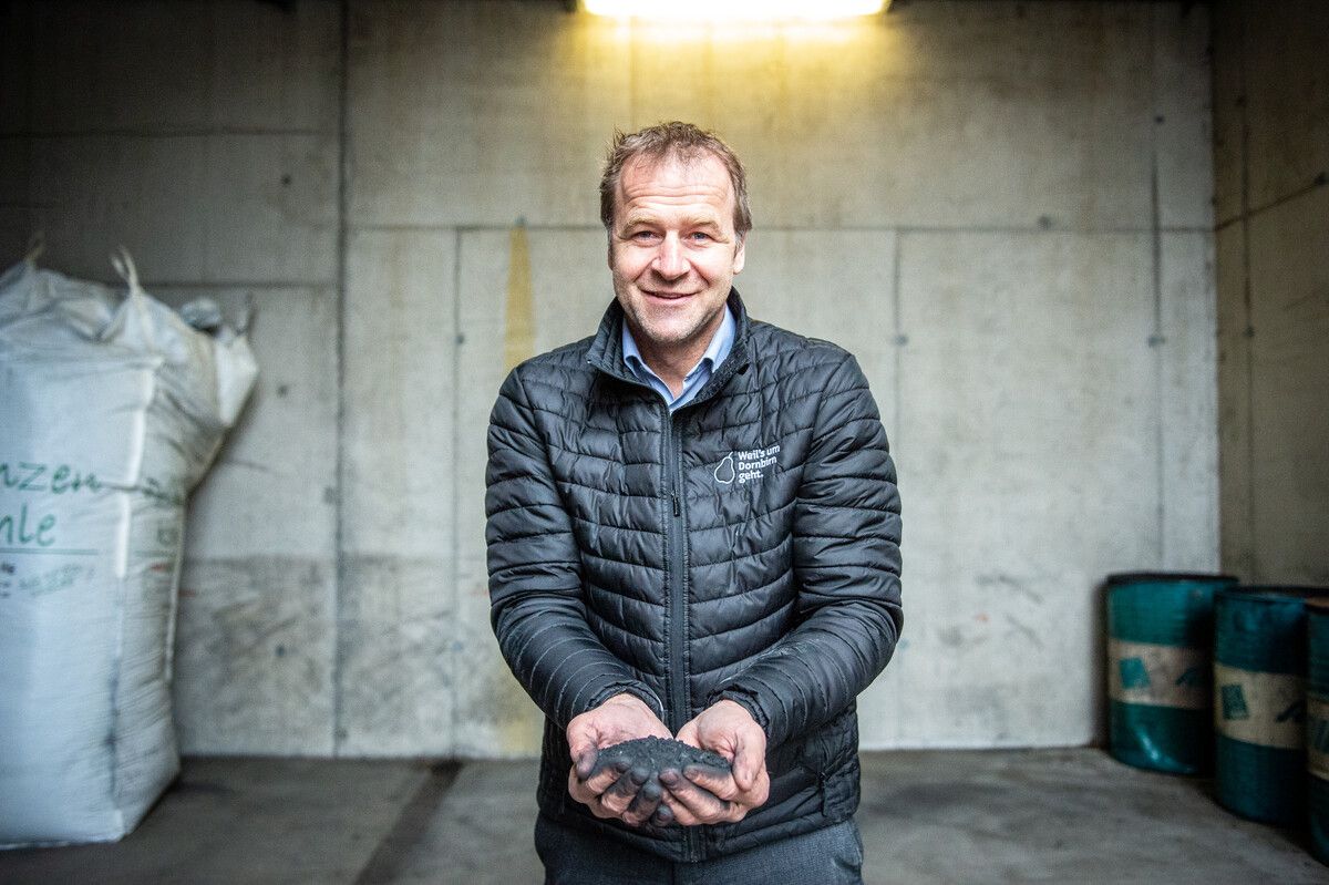 Tobias Ilg (Energiewerk) gilt als Pionier für die regionale Nahwärmeversorgung auf Basis von Biomasse. Zudem hat er mit Partnern Klimabeton entwickelt. vn/Rhomberg