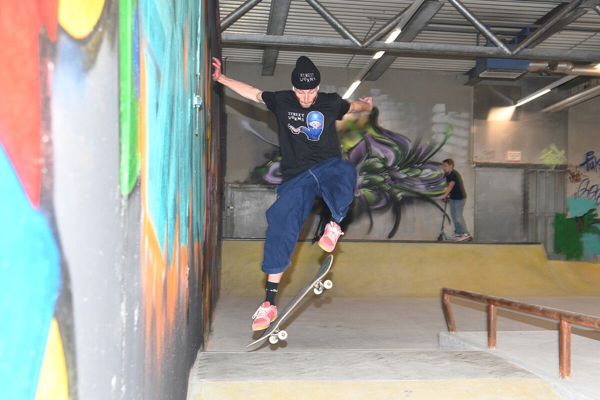 Über die Weihnachtstage kann länger Skateboard gefahren werden.cth