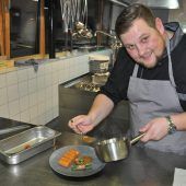 Was das Café/Restaurant am Dorfplatz in Ludesch zu bieten hat