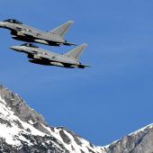 Kampfjets am Vorarlberger Himmel