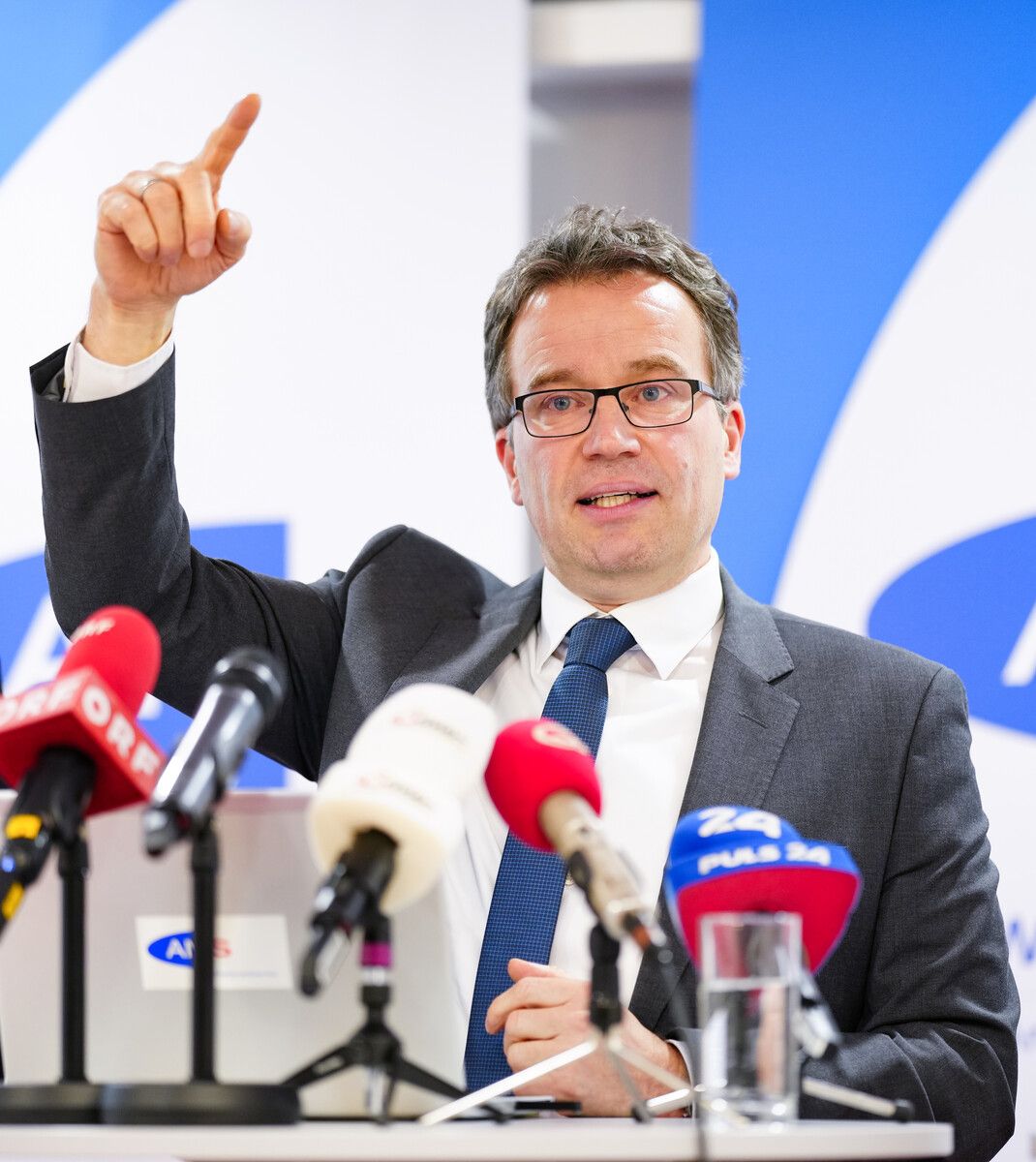 AMS-Vorstand Johannes Kopf erwartet sich von KI Entlastung.APA/Manhart