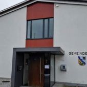 Schlins beschließt Budget mit finanziellen Herausforderungen