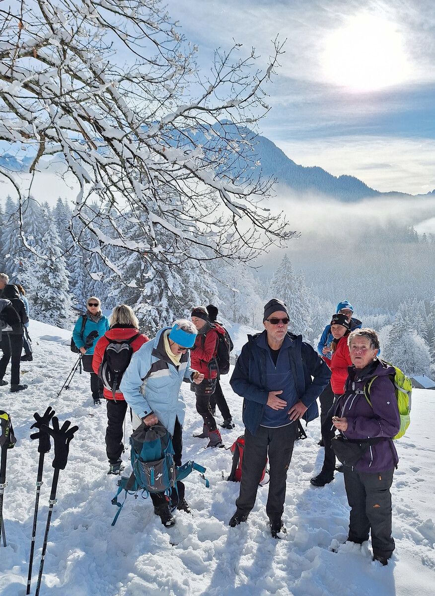 Bei Traumwetter starteten wir mit unseren Wanderfreunden von Vorarlberg 50plus in die Wandersaison.Verein VORARLBERG 50plus