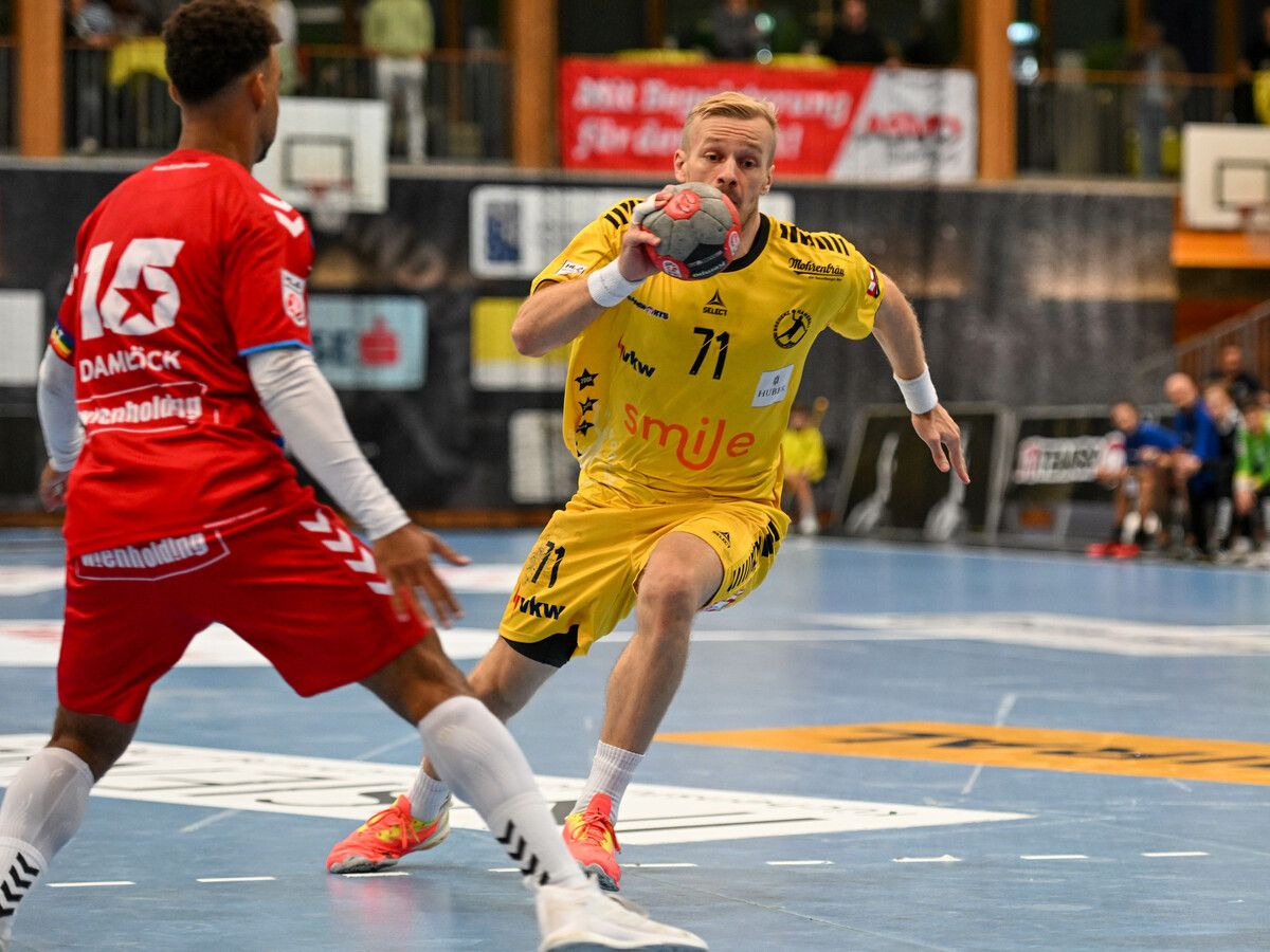 Bregenz-Handball-Abwehrchef Andi Schröder tippt auf eine heiße Kiste und einen knappen Sieg für Deutschland.VN/STiplovsek