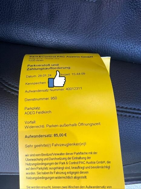 Das Foto des Strafzettels machte in den sozialen Netzwerken die Runde.