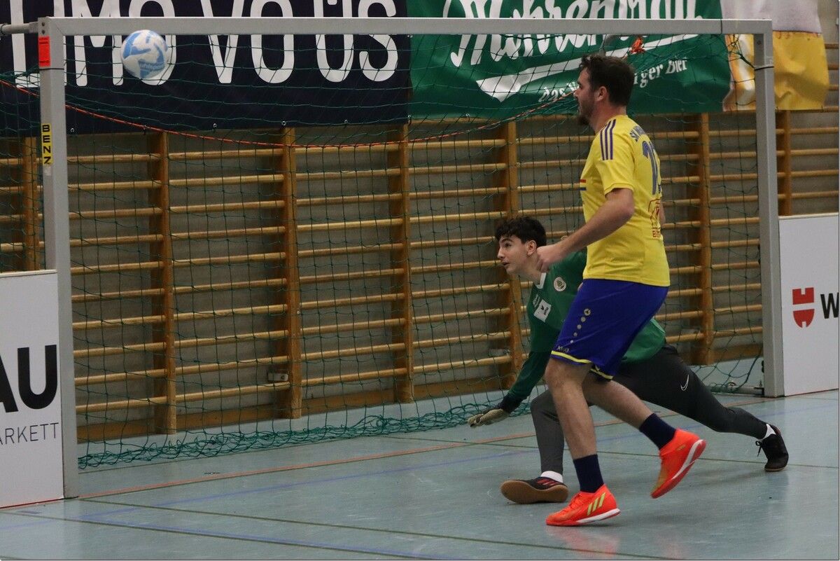 Der Sportklub Meiningen 1b gewann im Hallenmasters 20 von 26 Spielen und wurde sensationell Achter. VN-TK