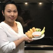 Frühlingsrollen für den guten Zweck