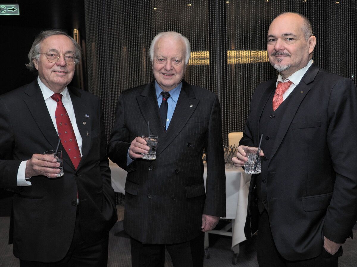 Honorarkonsuln Wolfgang Meixner, Manfred Rützler und Lothar E. Wolff.