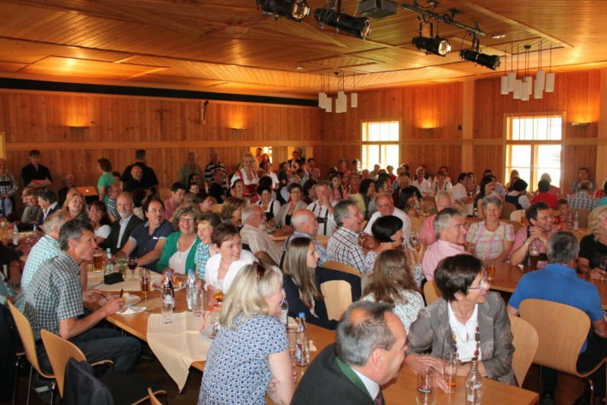 In gut 16 Jahren wurden bei 616 Veranstaltungen Zehntausende Gäste registriert – beim heutigen Event wird der 50.000 Besucher erwartet. stp