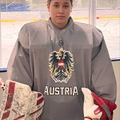 Eine junge Eishockey-Torfrau ist  ein großes Zukunftsversprechen