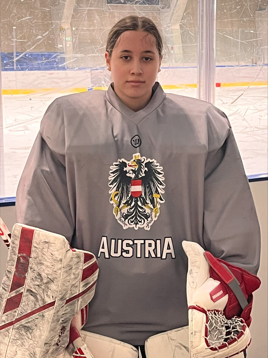Kiara Matt tritt bei der VEU Feldkirch in die Fußstapfen großer Torhüter.