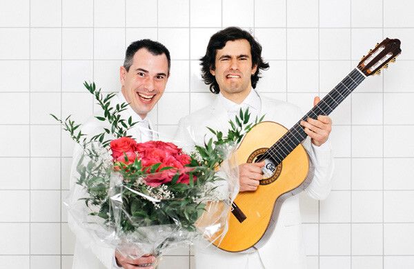 Lachen garantiert: Christoph & Lollo bringen mit ihrem neuen Album „Mitten ins Hirn“ die Remise Bludenz zum Beben. Ingo Pertrame