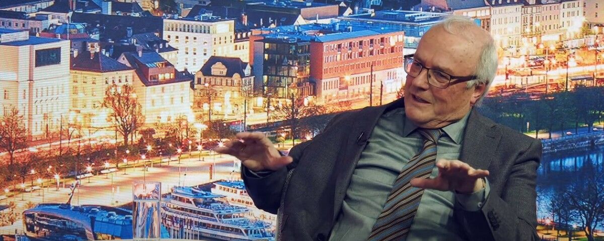 Narzissmus Bei Vorarlberg LIVE sprach Reinhard Haller nicht nur über Fritzl und Unterweger, sondern auch über sich ausbreitenden Narzissmus in der Gesellschaft.