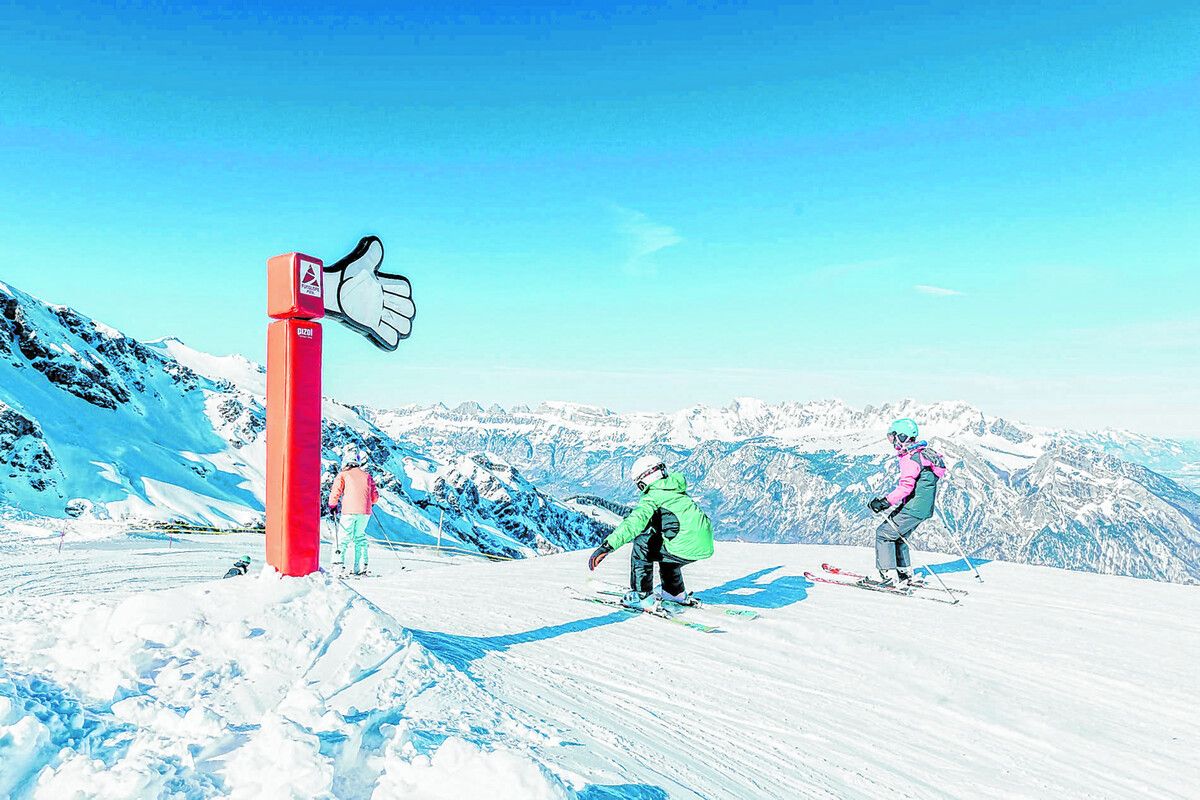 pizol bad ragaz-wangs In nur 30 Minuten ab Feldkirch sind die Talstationen Wangs oder Bad Ragaz (CH) erreicht. Mit 8er-Gondelbahnen gelangt man direkt ins Wintersportgebiet mit seinen vielen Aktivitäten. Zu den Highlights gehören der Riderpark Pizol, die Funslope, das Nachtskifahren und die Schlittelpiste.