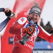 Manuel Feller im Slalom weiter in Überform