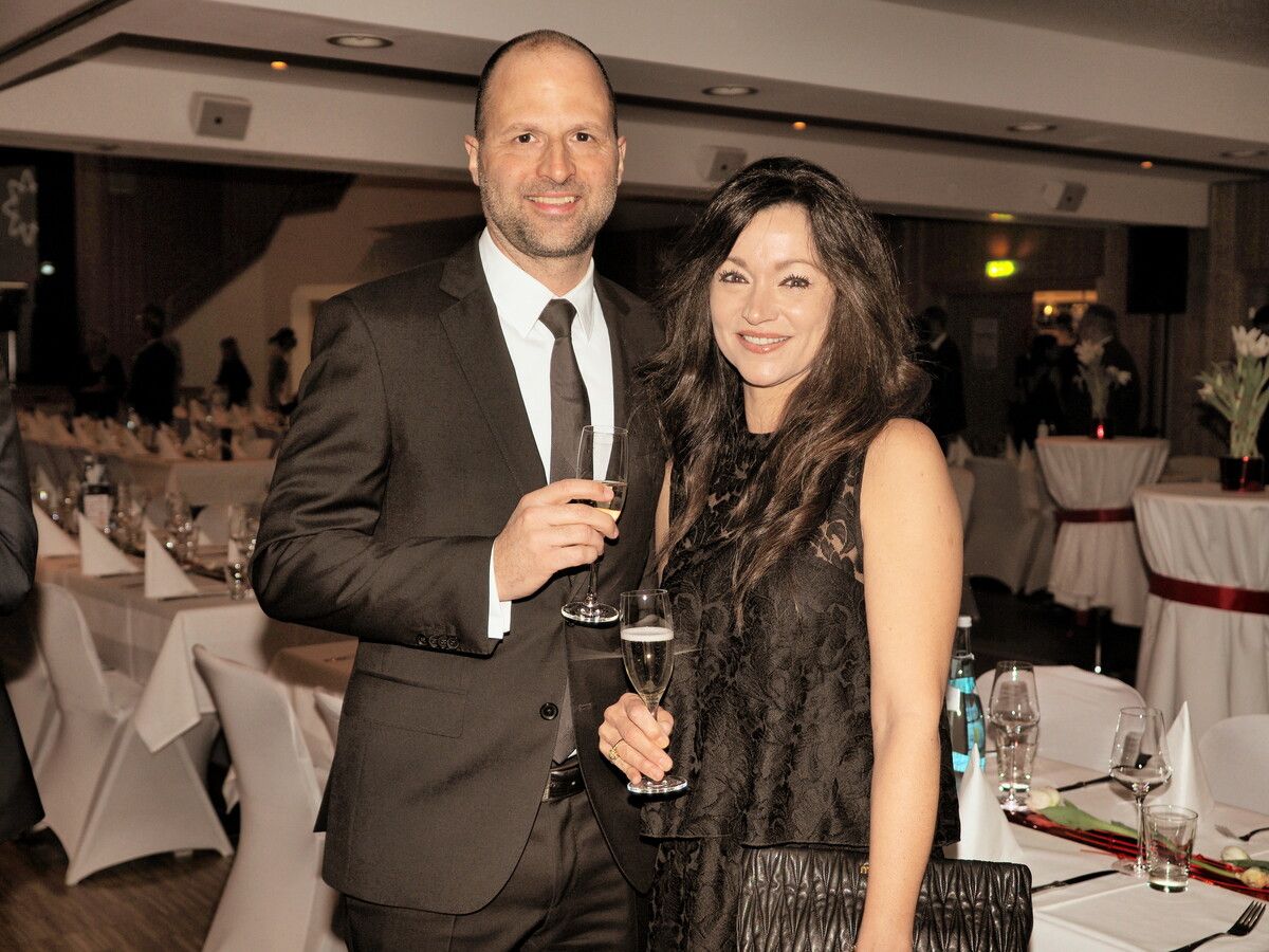 Wirtschaftslandesrat Marco Tittler mit Simone.