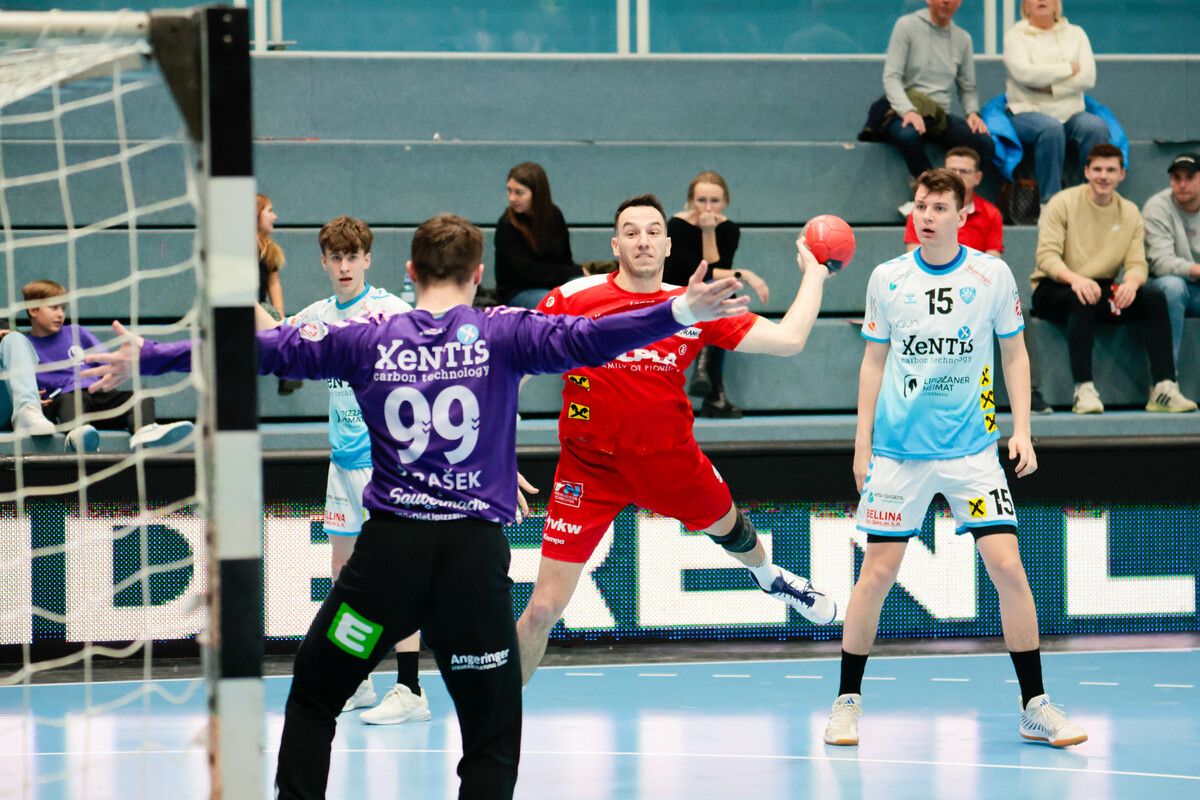 Ante Tokic traf zweistellig für den Alpla HC Hard.Hartinger (3)