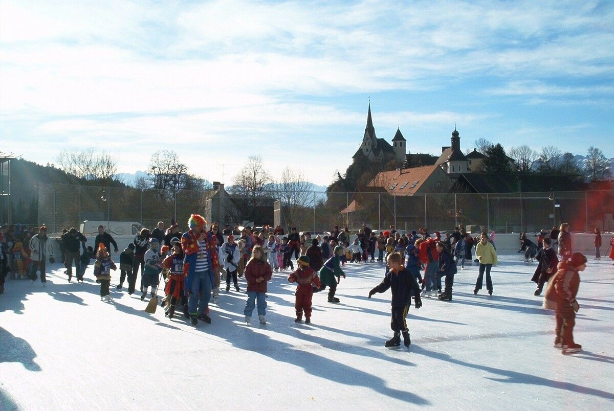 Auch dieses Jahr waren wieder zahlreiche Eisläufer aus Rankweil und Umgebung mit dabei.VN-TK
