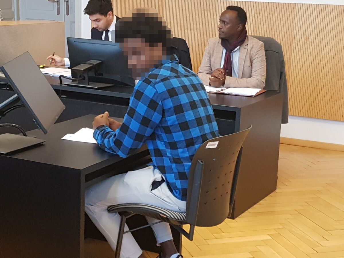 Der Angeklagte beim Prozess am Landesgericht. ECKERT