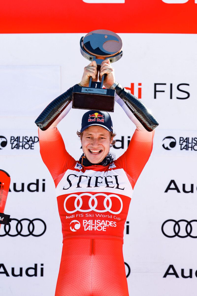 Der Schweizer Marco Odermatt dominierte auch im dritten Winter in Folge und sicherte sich vorzeitig den Gewinn des Gesamtweltcups.gepa