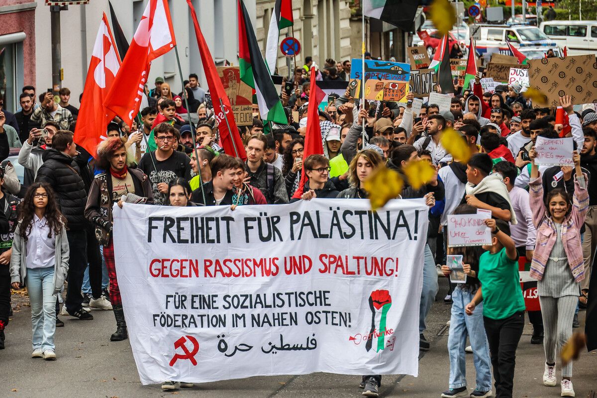 Nach dem Anschlag und dem anschließenden israelischen Angriff auf die Hamas gab es auch eine Demo in Bregenz. VN/Steurer