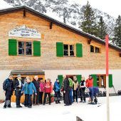 Schneeschuh­wanderung nach Schattenlagant