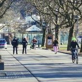 Falsche Polizisten legen Radfahrer an den Seeanlagen rein