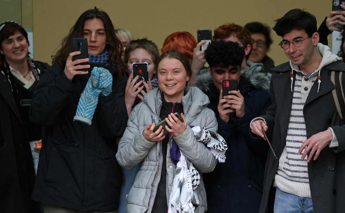 Ein Gericht in Großbritannien hat die Klimaaktivistin Greta Thunberg und vier Mitstreiter vom Vorwurf der Störung der öffentlichen Ordnung freigesprochen. AFP