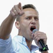 Der russische Oppositions- politiker Nawalny ist in  Gefangenschaft gestorben. »A3