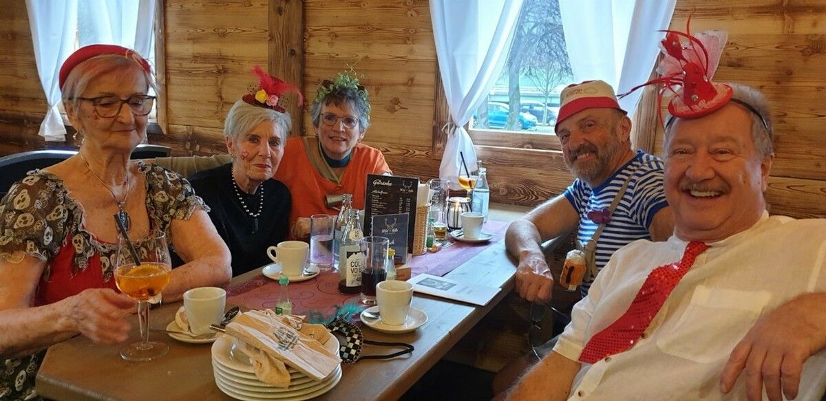 Fröhliche Runde beim Faschingskränzchen in Altach.PVÖ Altach
