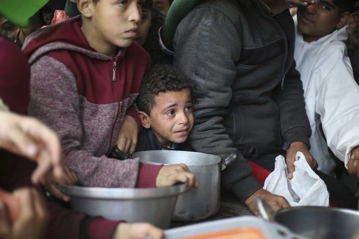 Kinder und Jugendliche leiden im Krieg besonders stark. AP